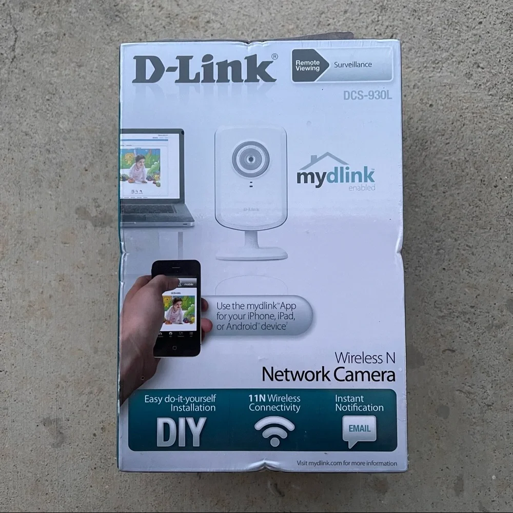 NEW! D-LINK WIRELESS N NETWORK CAMERA DCS-930L WITH REMOTE VIEWING SURVEILLANCE